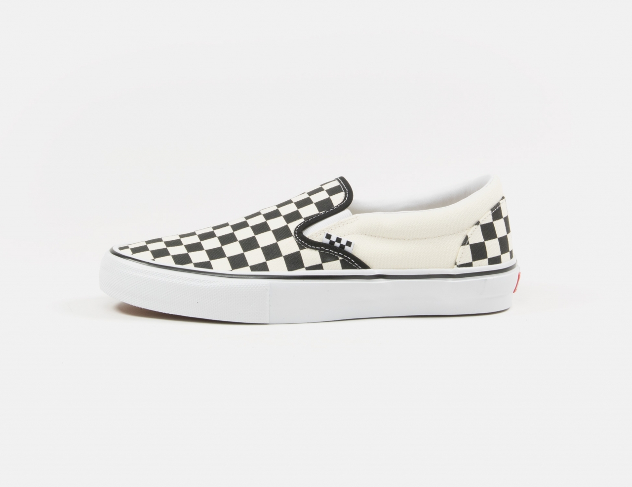 VANS Skate Slip-On Sneaker - (Checkerboard) Black / Off White