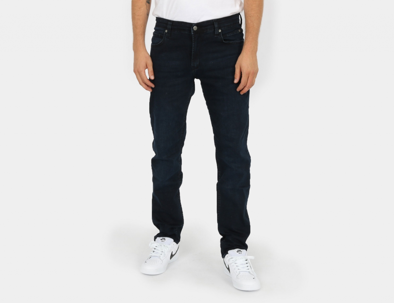 Reell Jeans Nova 2 Regular Straight Fit Jeans - Blue Black Wash