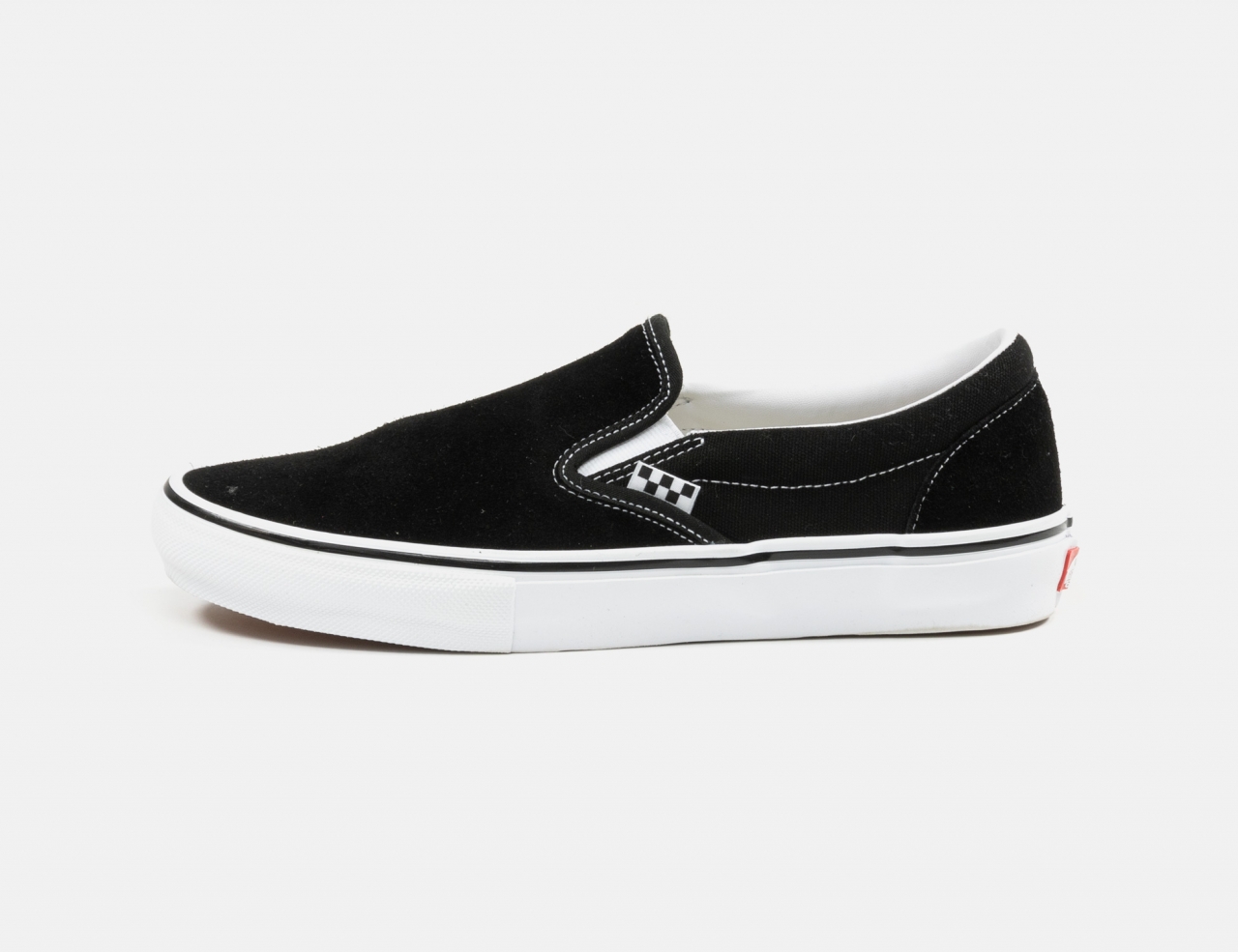 VANS Skate Slip-On Sneaker - Black / White